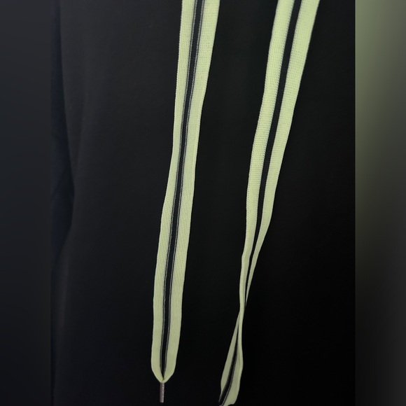 Women Xersion Pullover Hoodie Black Neon String Medium - Picture 3 of 8